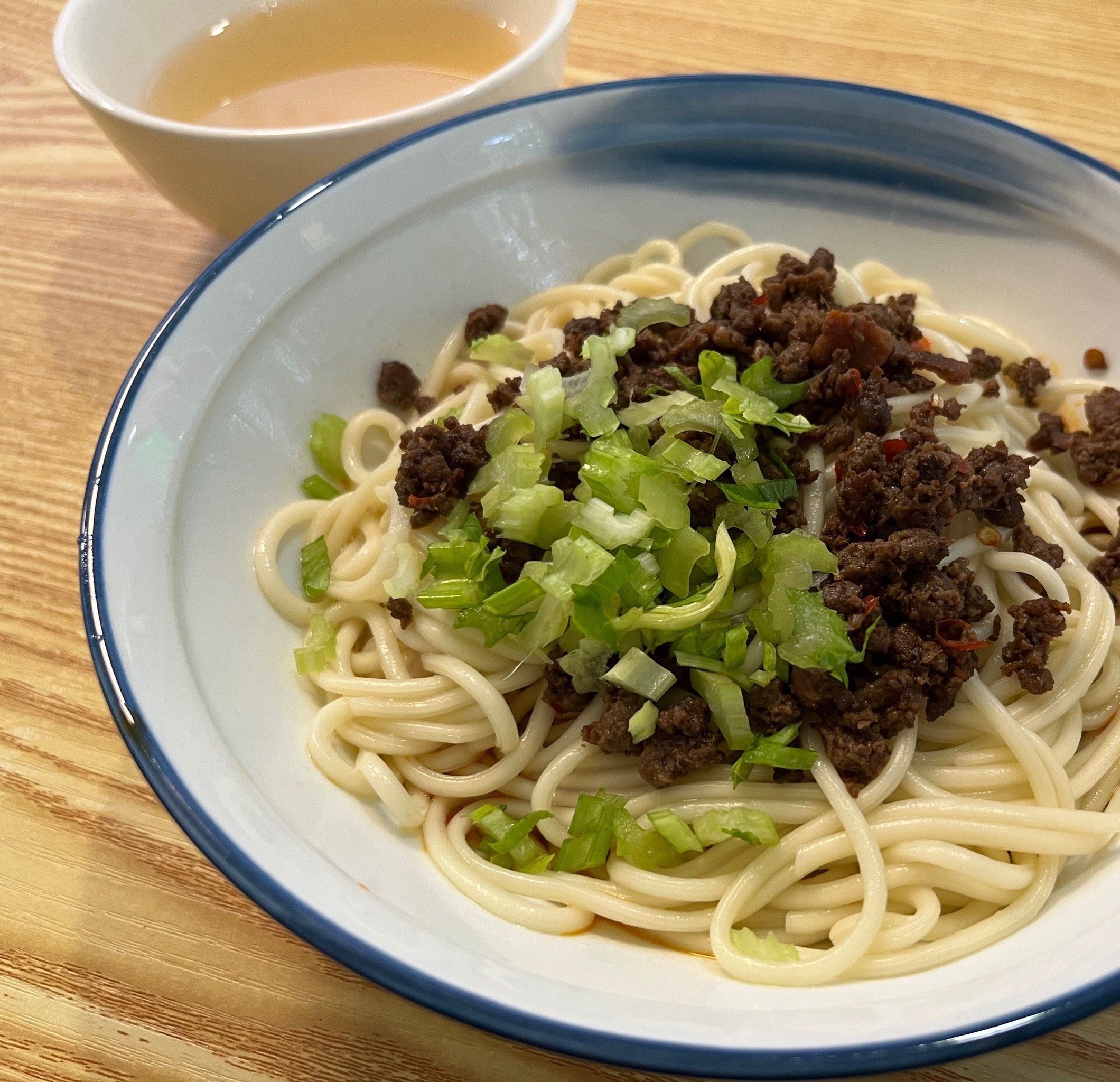 老成都牛肉杂酱面(九洲·上尚城店)