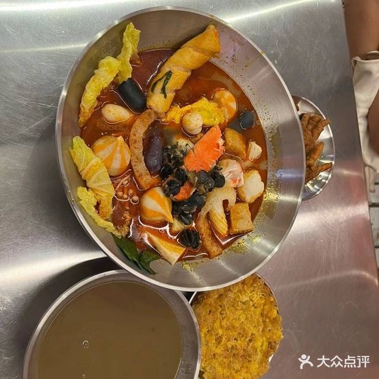 螺蛳滚滚牛排下饭小火锅(阳光财富广场店)