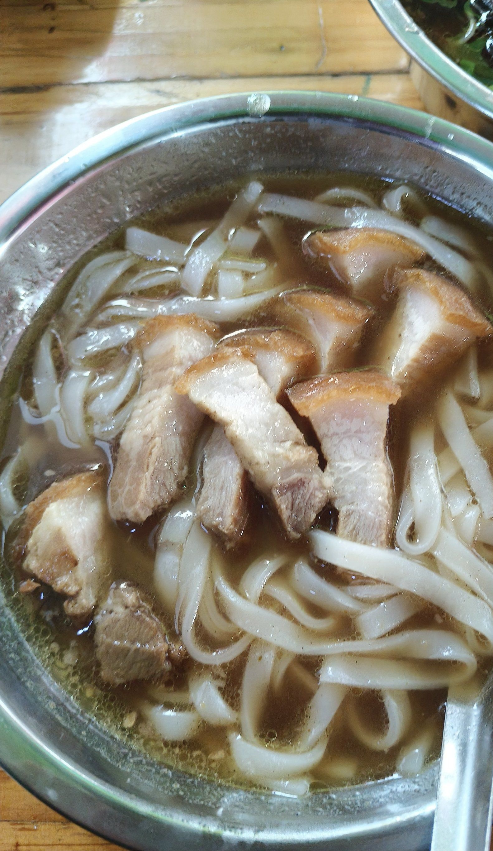 梁记牛腩粉(五灯坡店)