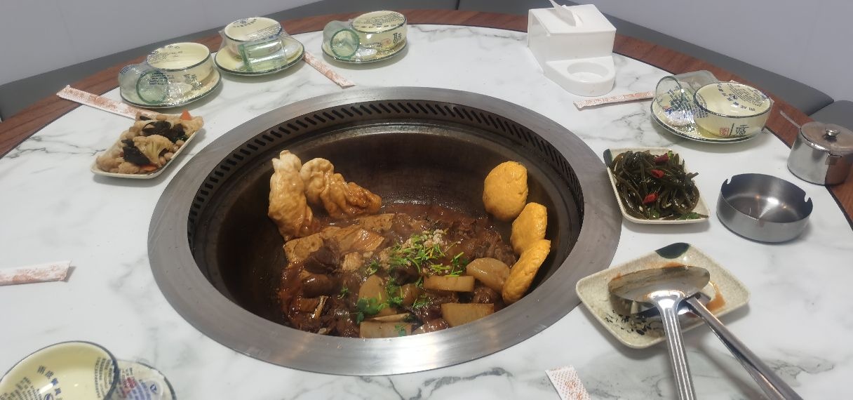 金龍东北铁锅炖