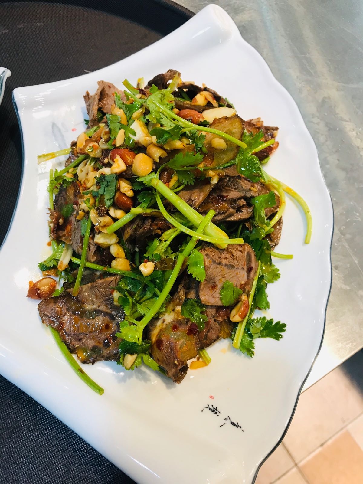 半岛食光湘菜馆