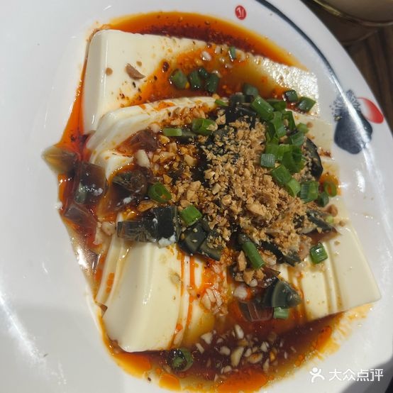 窦盛南土腌湖湘欧园菜馆