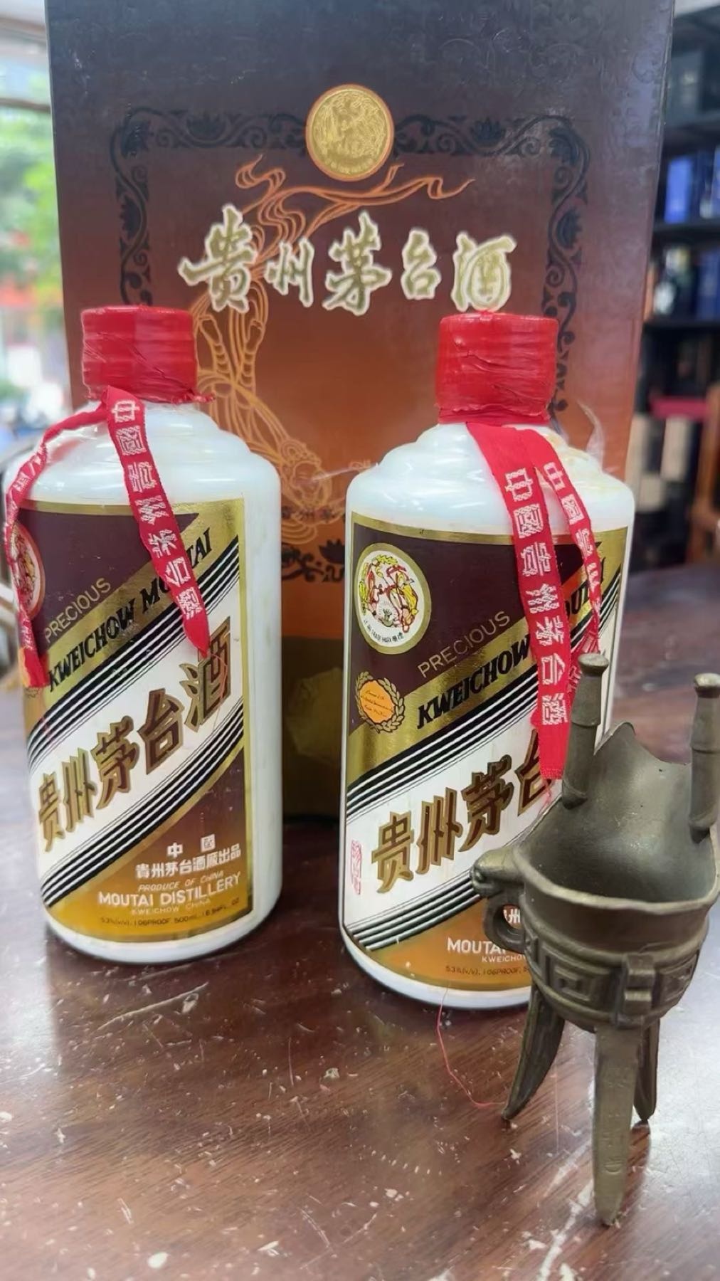 禄莱烟酒茅台酒虫草礼品回收商行