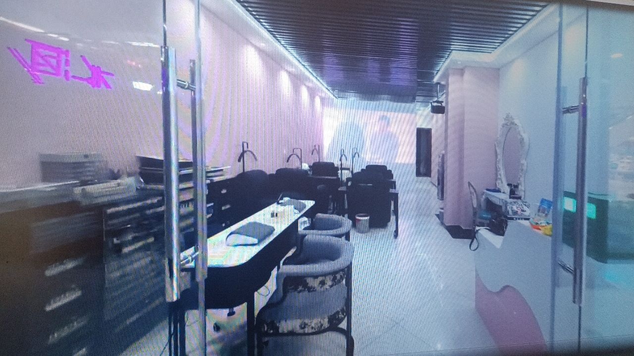 尚美堂小鸭梨影院式美甲(和安·宁春城店)