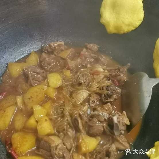 亿锅鲜·东北火锅炖(大学城店)