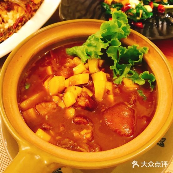 三茶六饭·鲜牛肉自助火锅烤肉(人民路店)