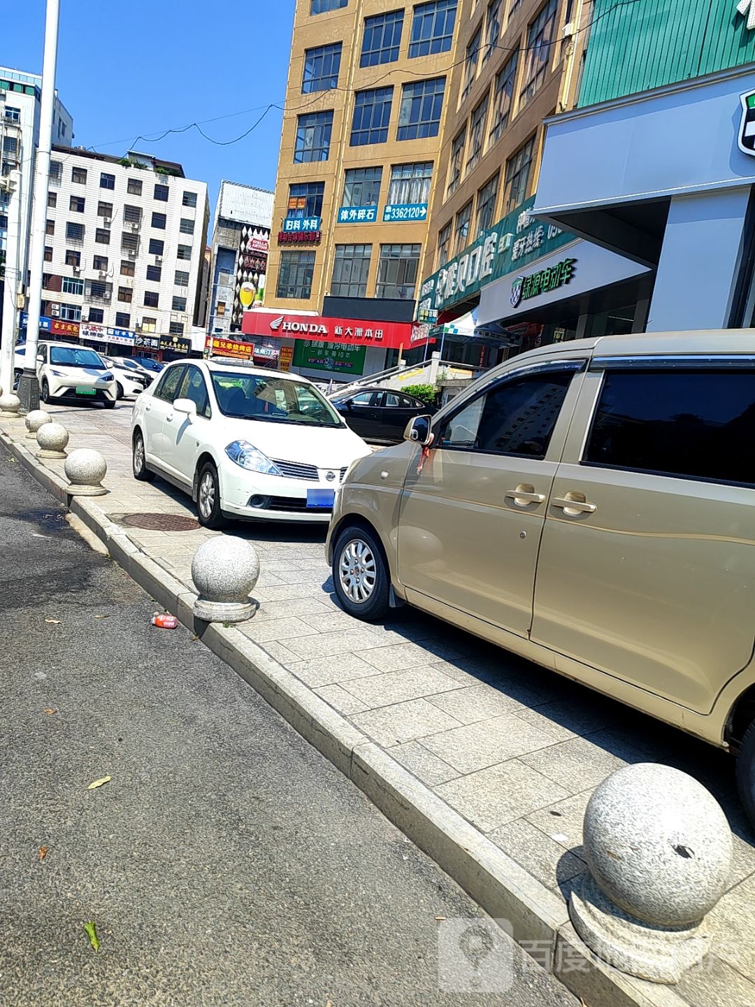 新疆兄弟烧烤(工业街店)