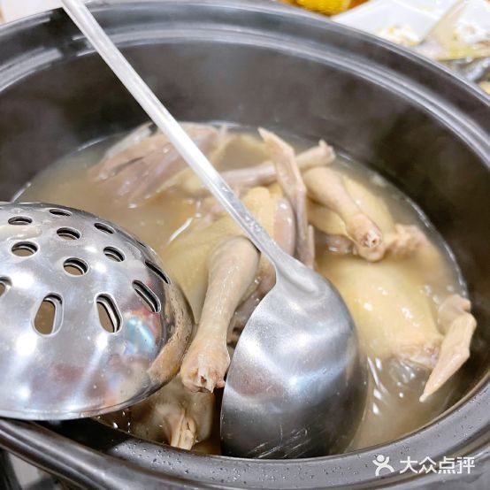荷花世界鸽皇餐厅(江会路店)