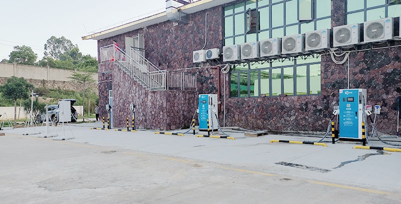 电动汽车充电站(定安服务区)