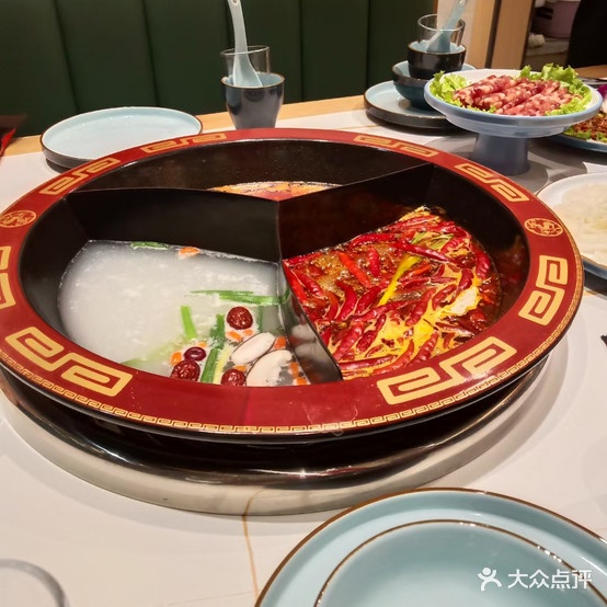 壹合庄成都卤味火锅(龙泽雅苑店)