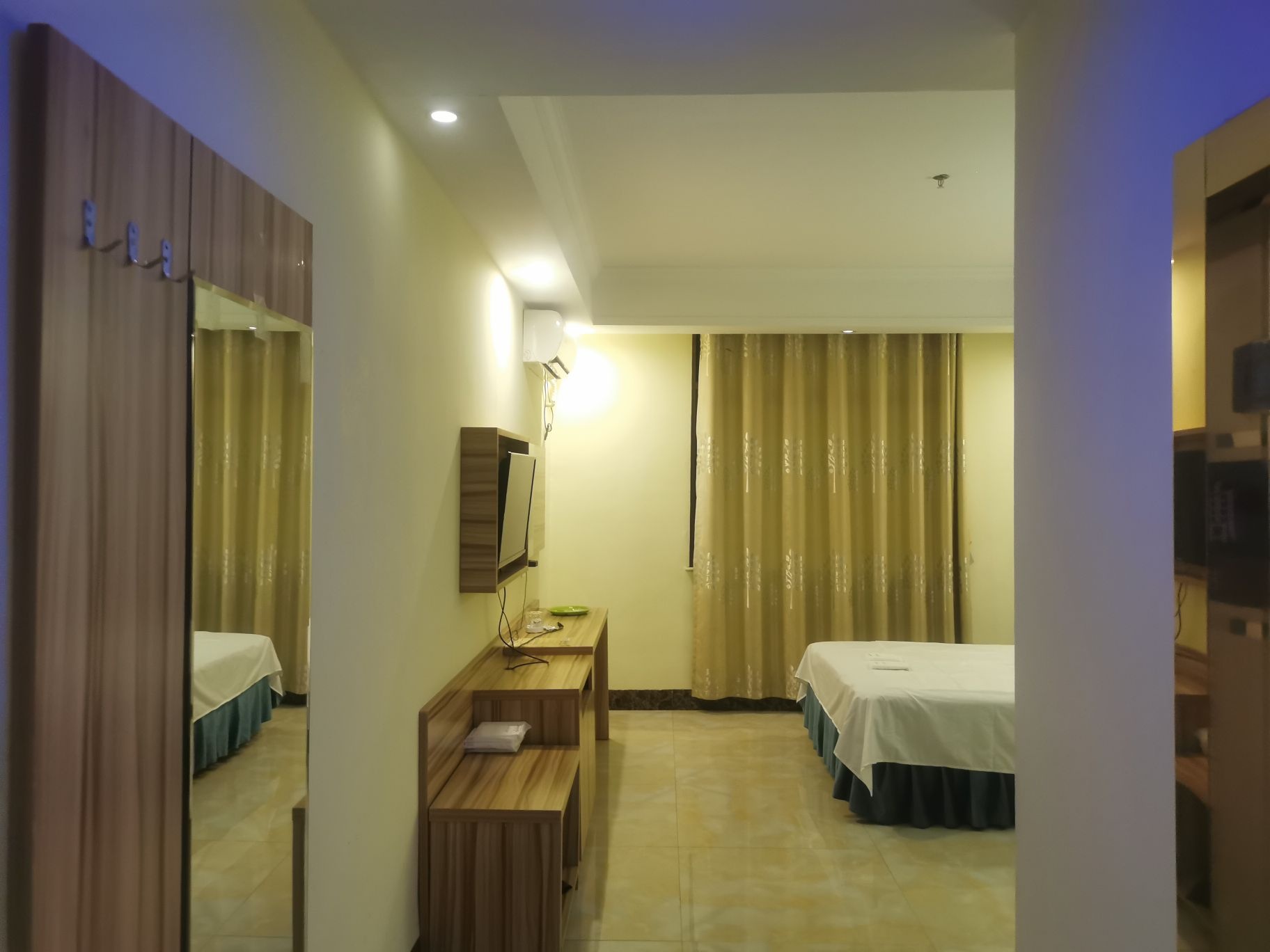 东兴市唐会养生休闲会所