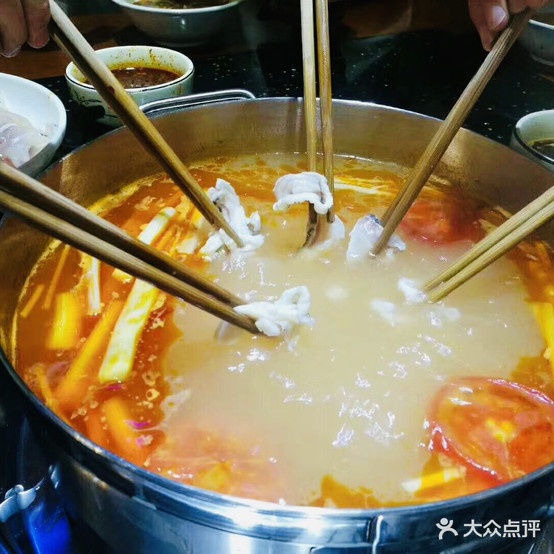 渝先生番茄鱼火锅(关上店)