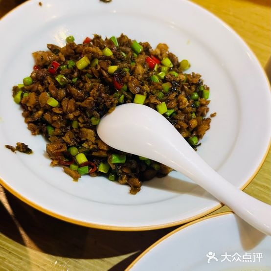 Long小厨湘菜馆(乌江寨店)