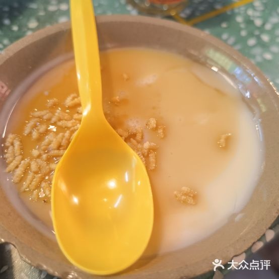 市季发老火锅里涮牛排
