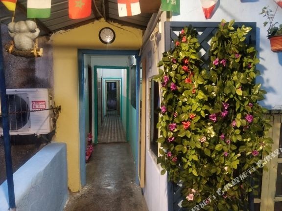 广州上下级青旅(十八甫路店)