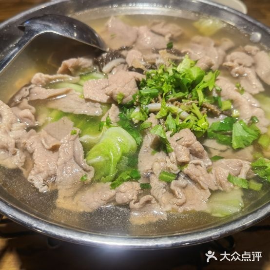 肖四女乐山脚牛肉(龙阳广场店)