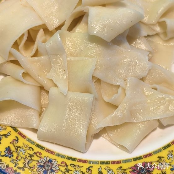 伊泊尔·新疆沙湾大盘鸡·清真(小北店)