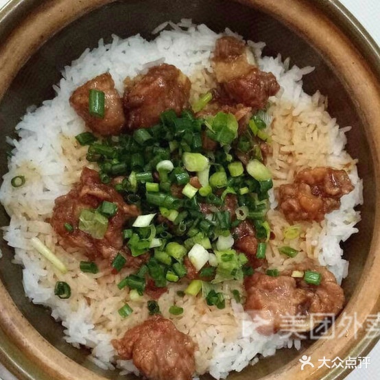 凤记煲仔饭狗肉粉馆(皇业苑店)
