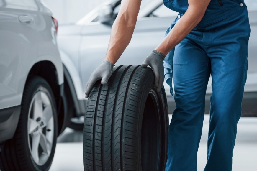 实惠汽车救援补胎搭电