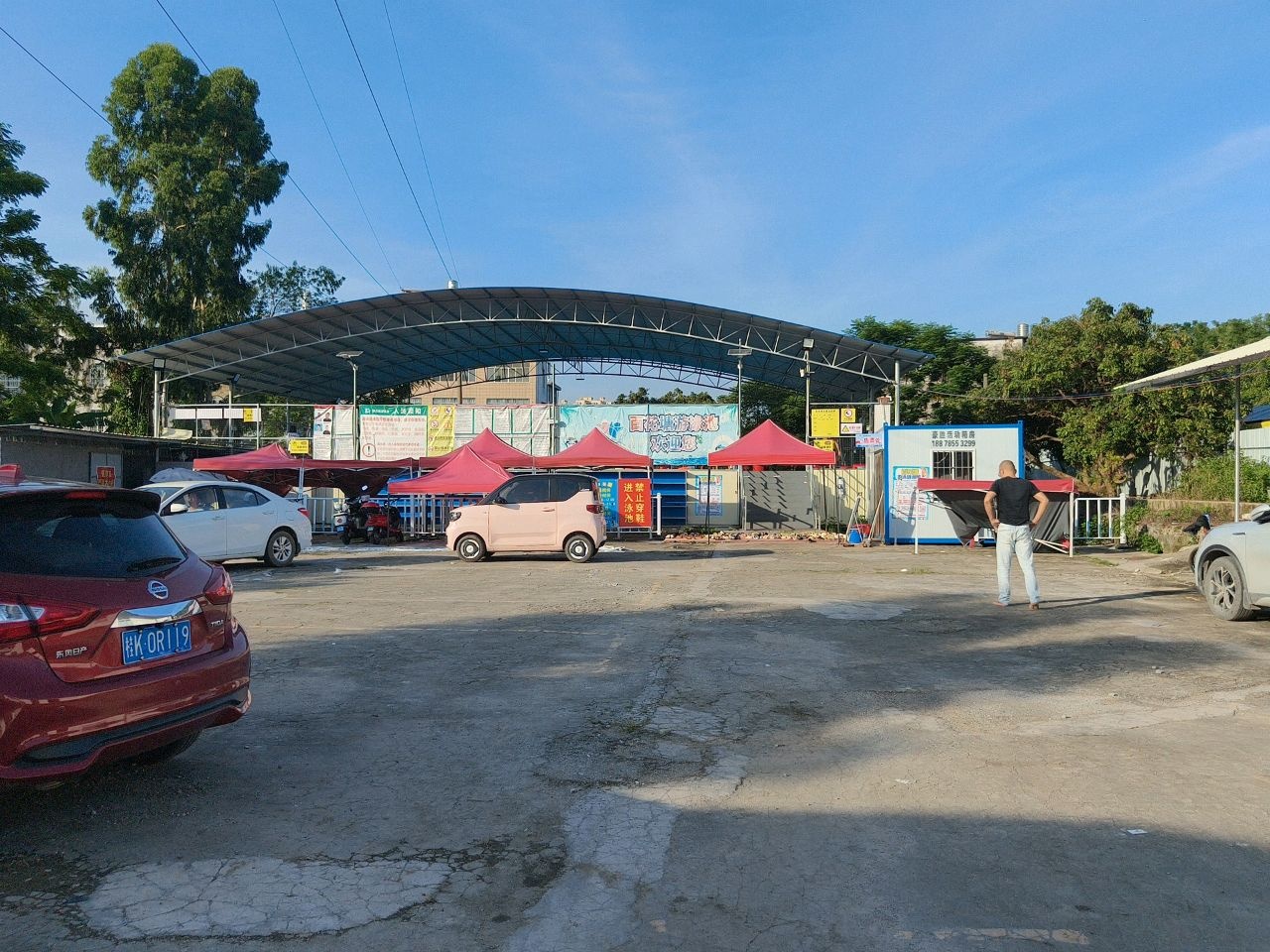 北流百花塘游泳池