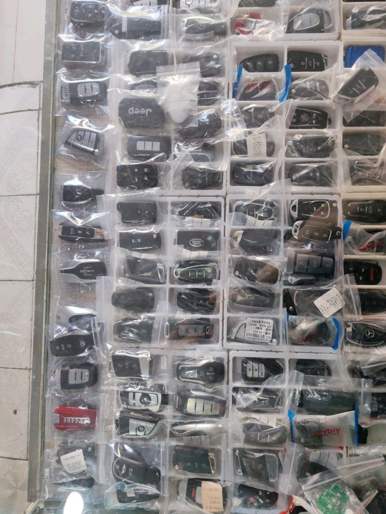 奥邦汽车钥匙开锁换锁