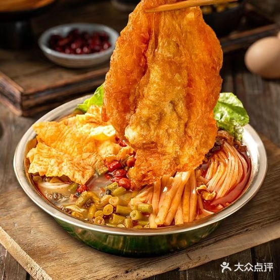 融柳大铁牛螺蛳粉(万松园店)