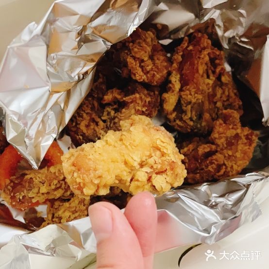 KIM MIN HEE韩式炸鸡(绿地和创大厦店)
