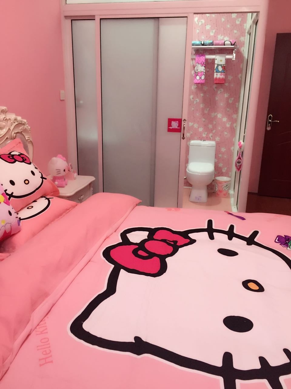 温馨亲子双卧家庭房（配儿童用品）