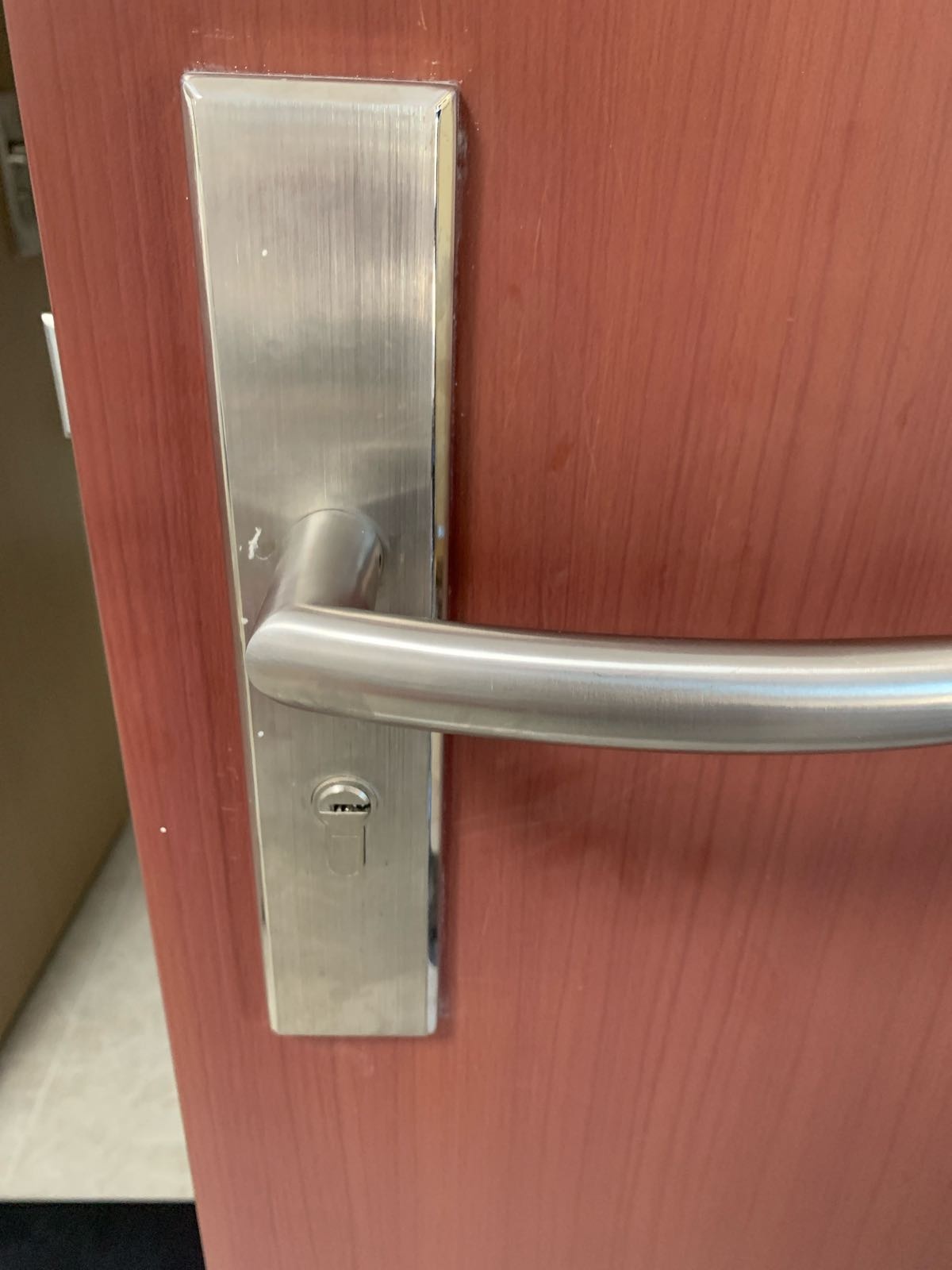 深圳万顺开锁换锁