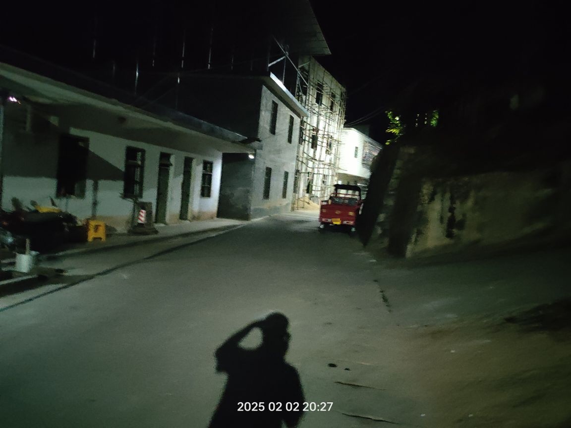 牙日村民委员会