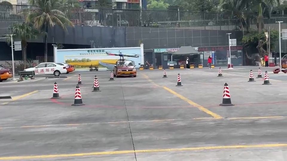 深圳市东方大雁航空无人机培训