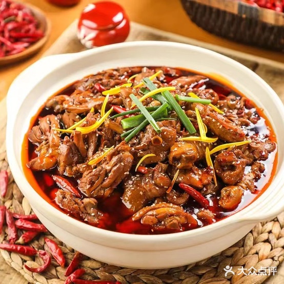 沧狮门余火锅鸡(万达店)