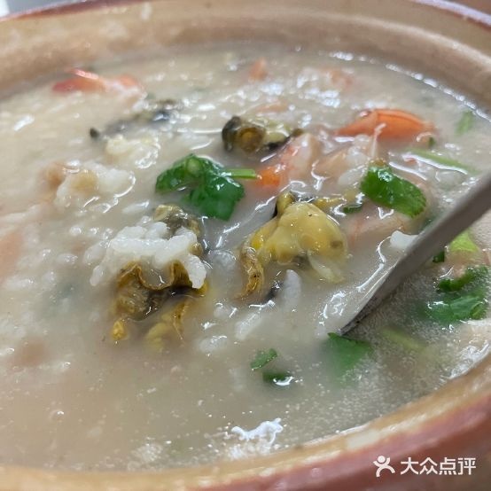 云腾砂锅武粥(龙津东路店)