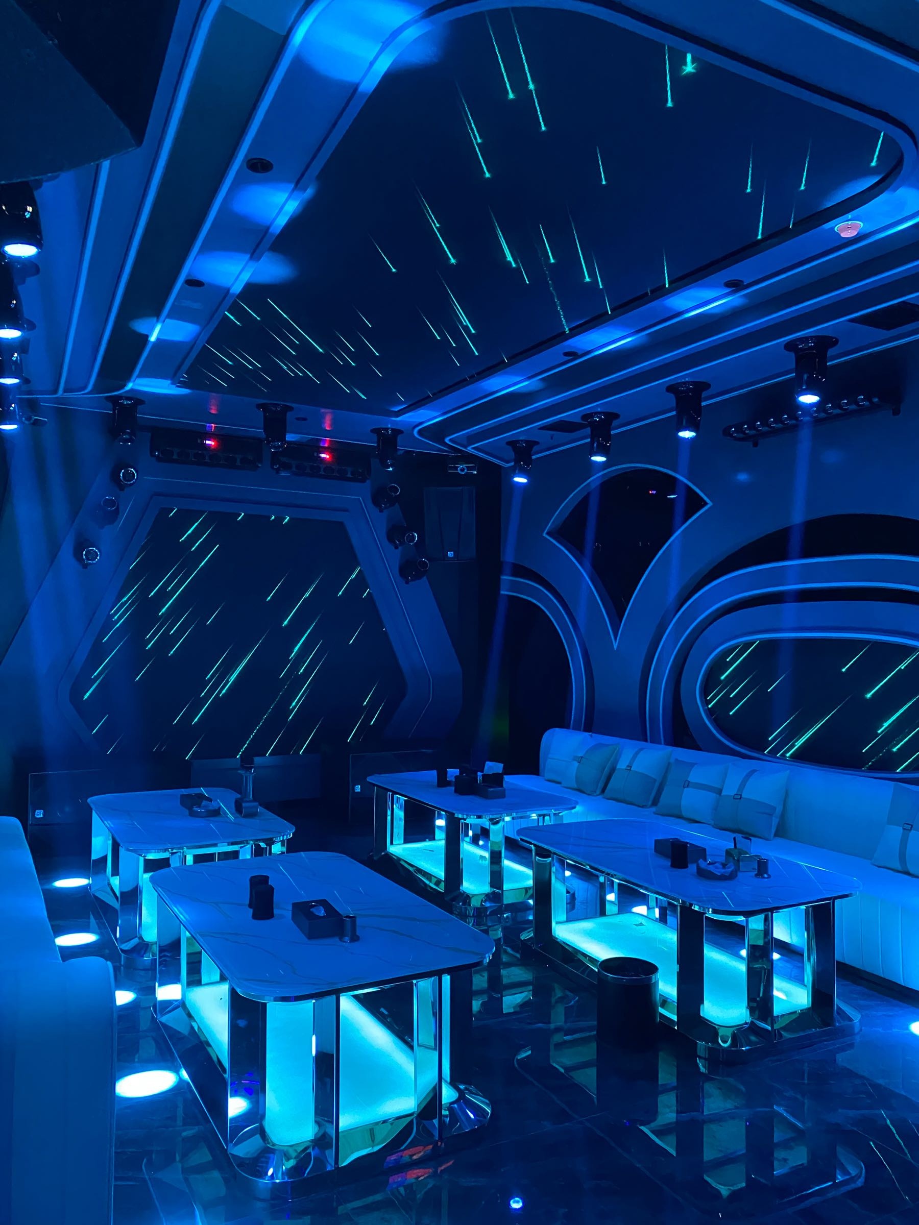 友情岁月KTV(邓家铺镇店)