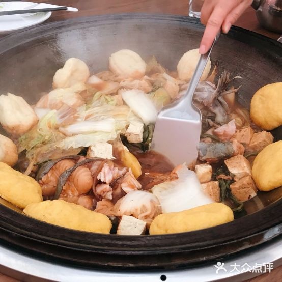 东北贴过炖活鱼(一分店)