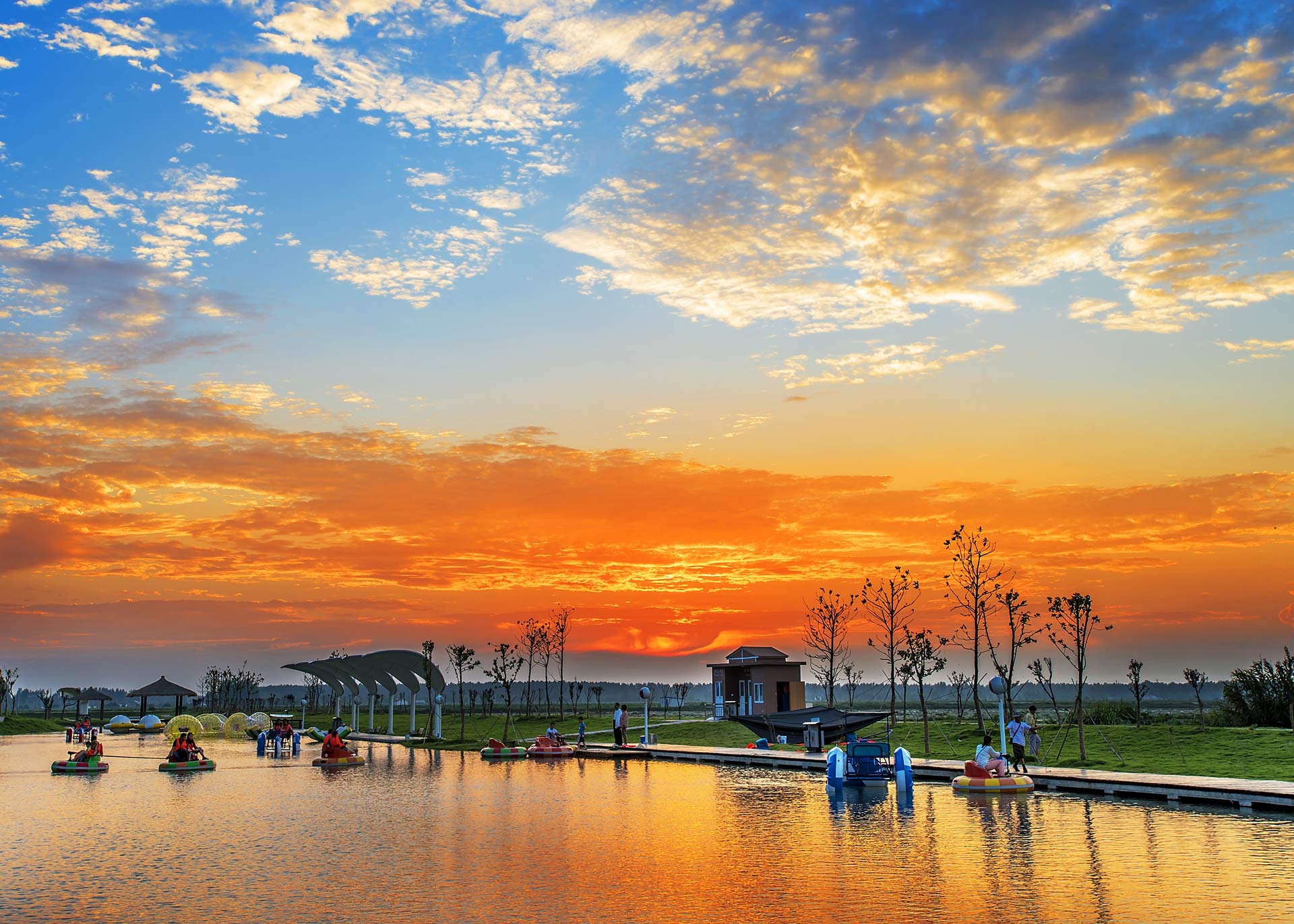 金湖荷花荡风景区