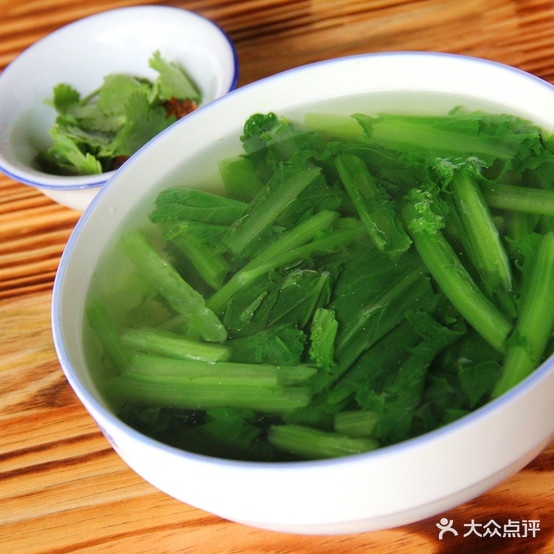 景宏玥玥光小吃
