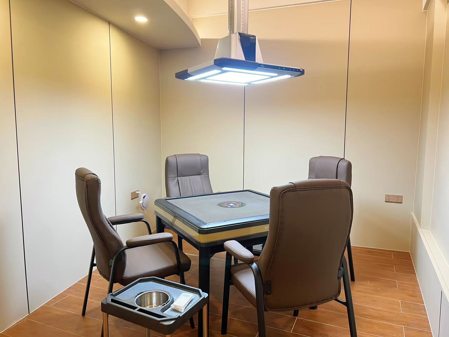 旺得发24h自助棋牌室