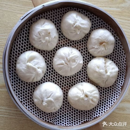 晨之味小笼包面燃馆