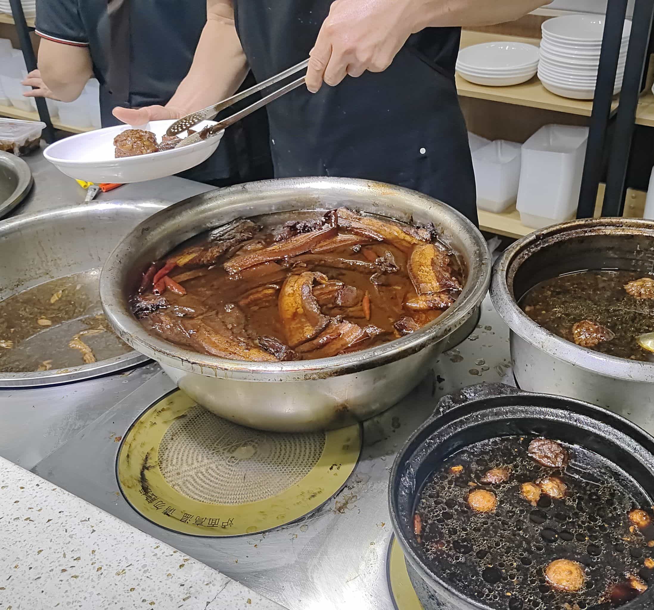 鼎飨园把子肉(民主路店)