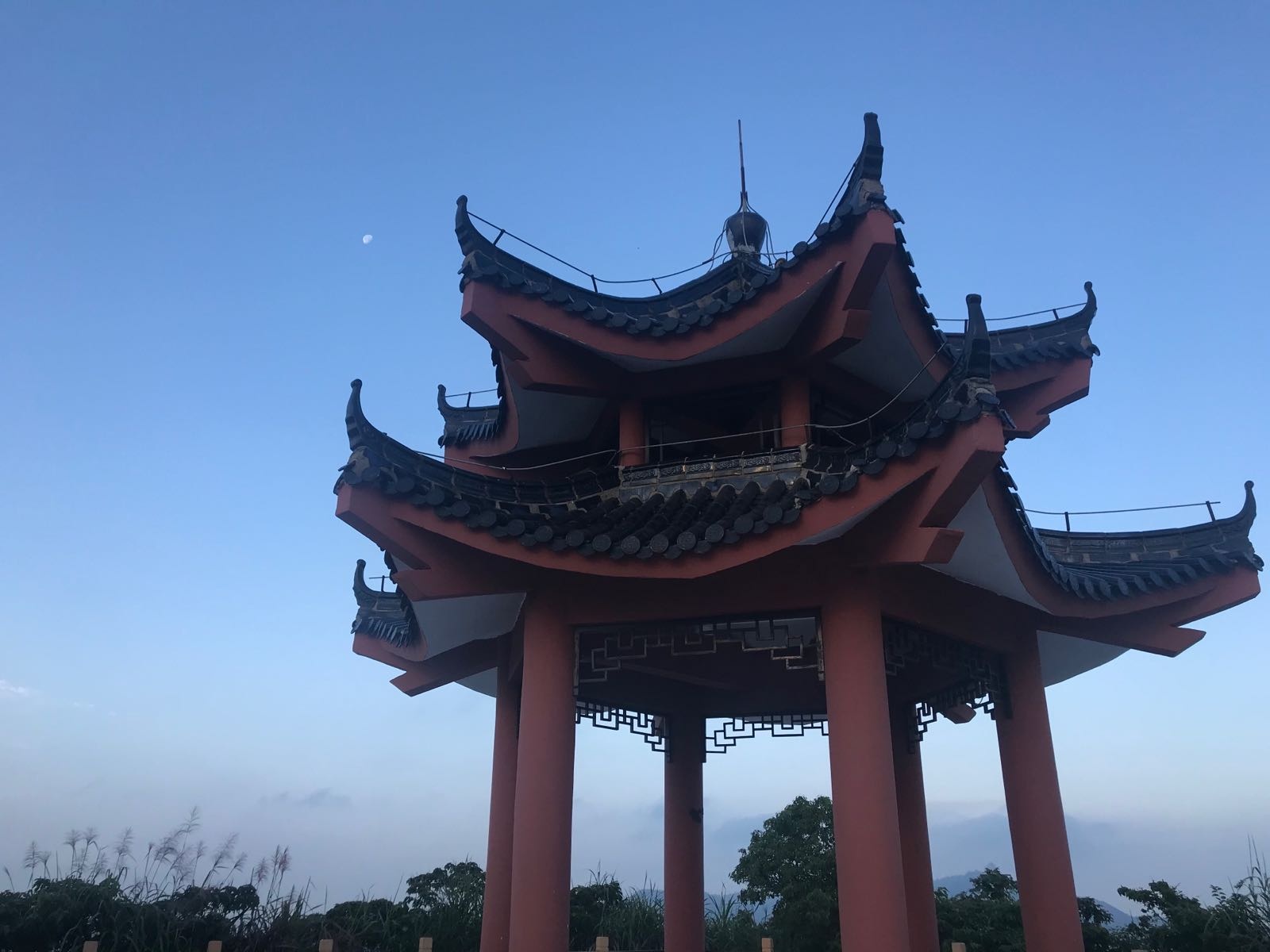 燕子山
