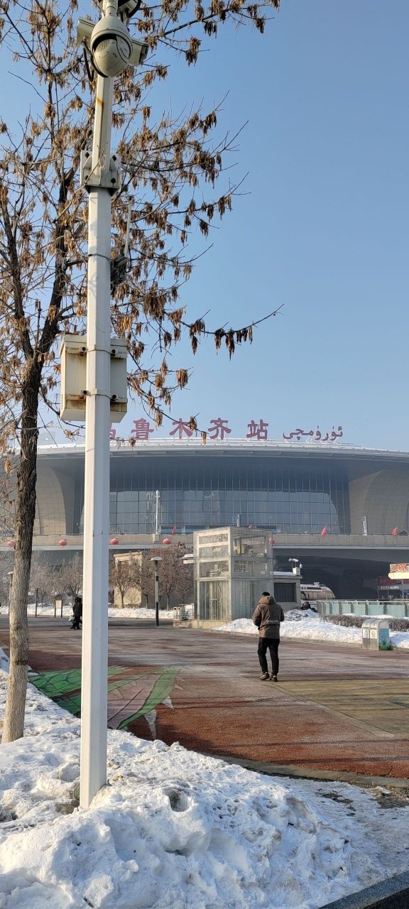 乌鲁木齐站-北进站口