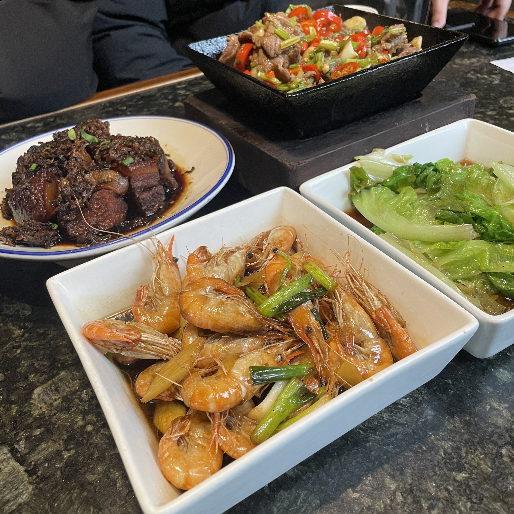 杭州酒家·杭帮菜名店(延安路店)环境