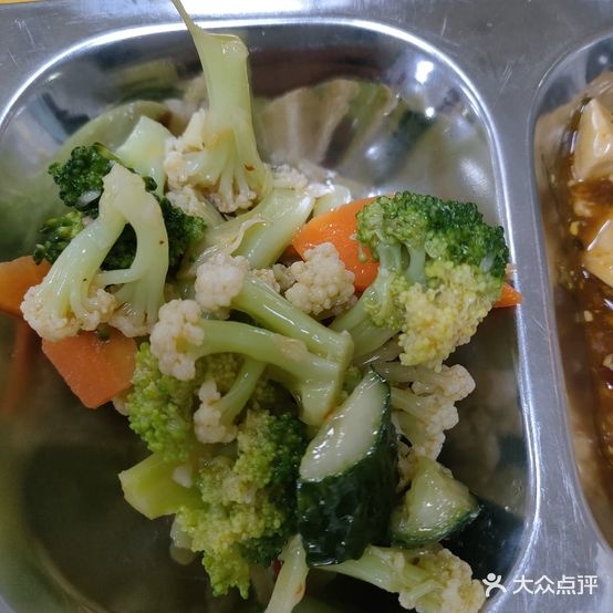 小财砷私家菜(三厂店)