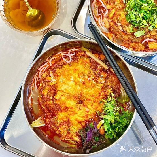 她来吃我的螺蛳粉