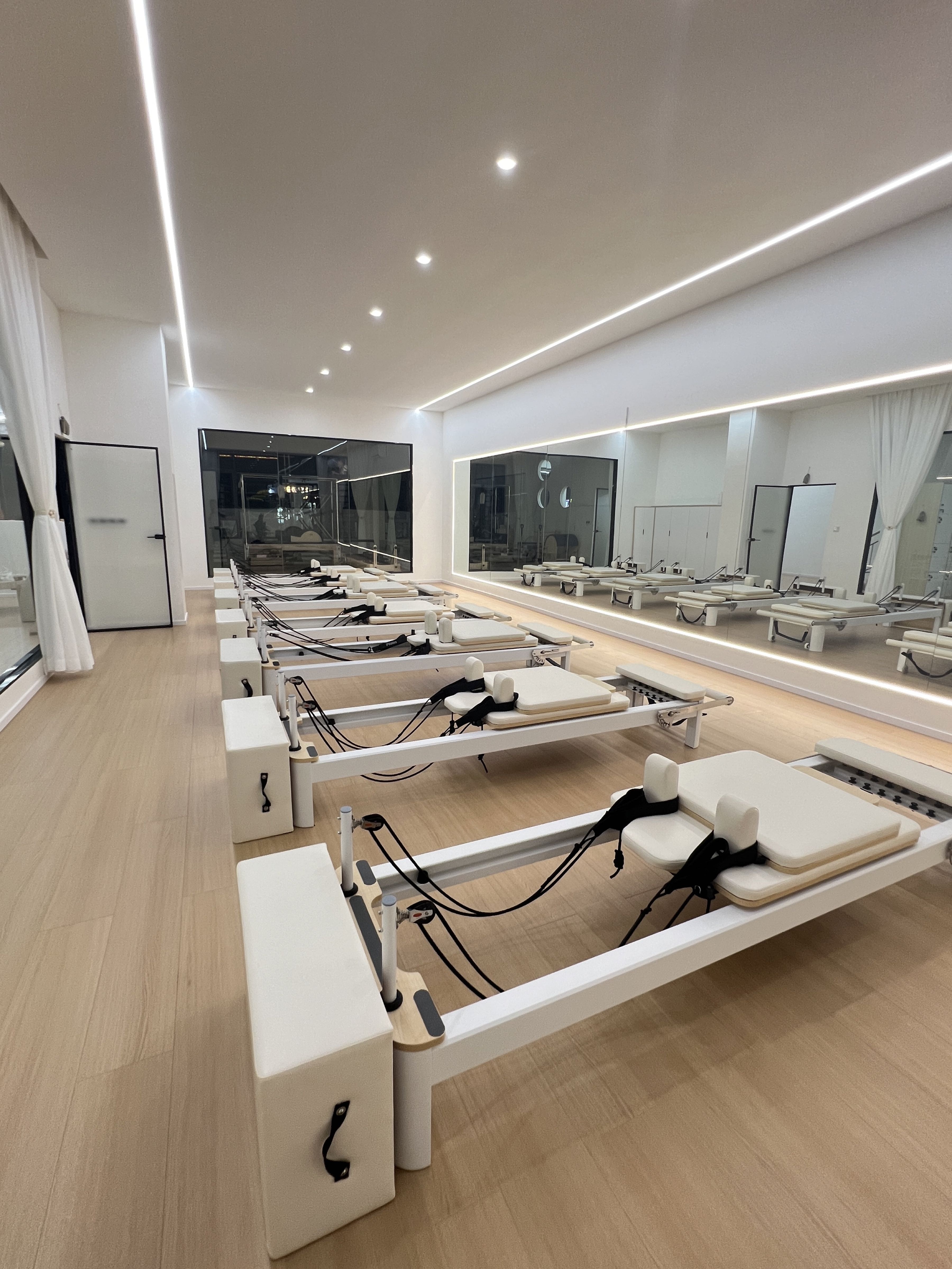 瑜悦女子塑型普拉提瑜伽