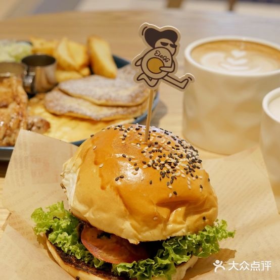 Eiegg·诶诶咖啡早午餐铺