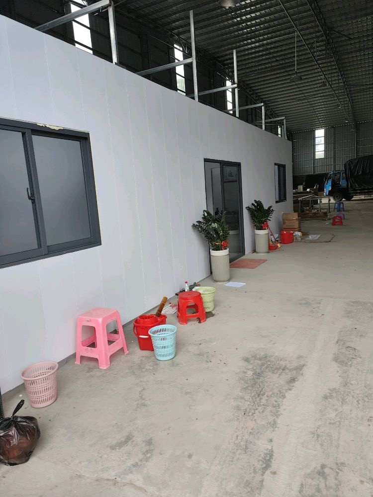 吴川市海泰建材商行