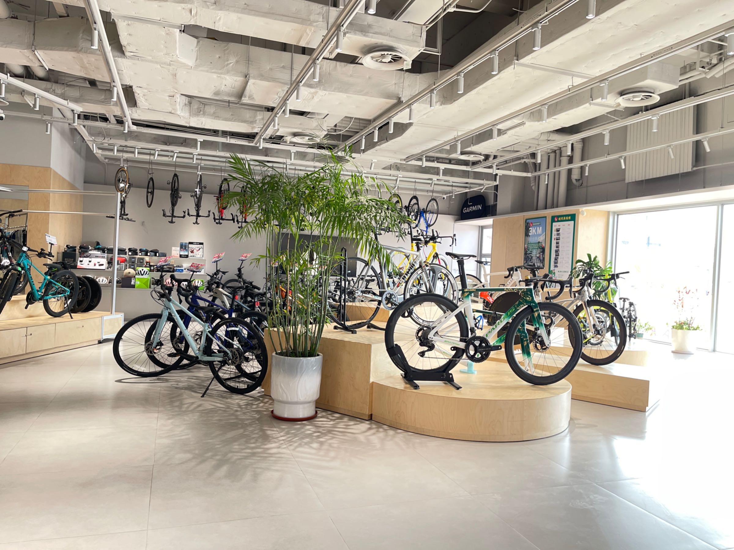 BIKE&CAKE B&C骑咖主题餐厅