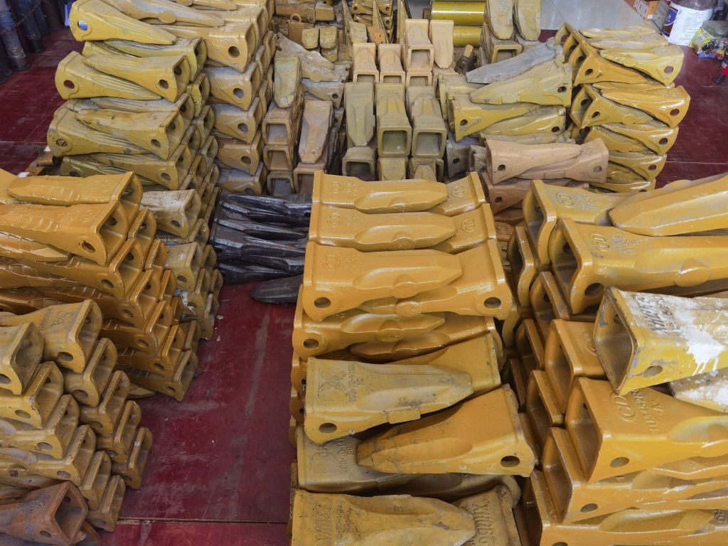顺丰挖机配件维修厂
